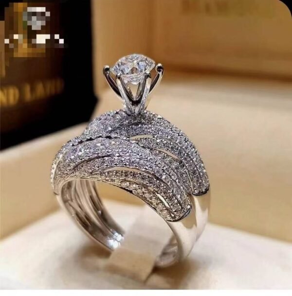 Wholesale Dubai style chunky zircon ring, 24K gold plated waterproof jewelry.